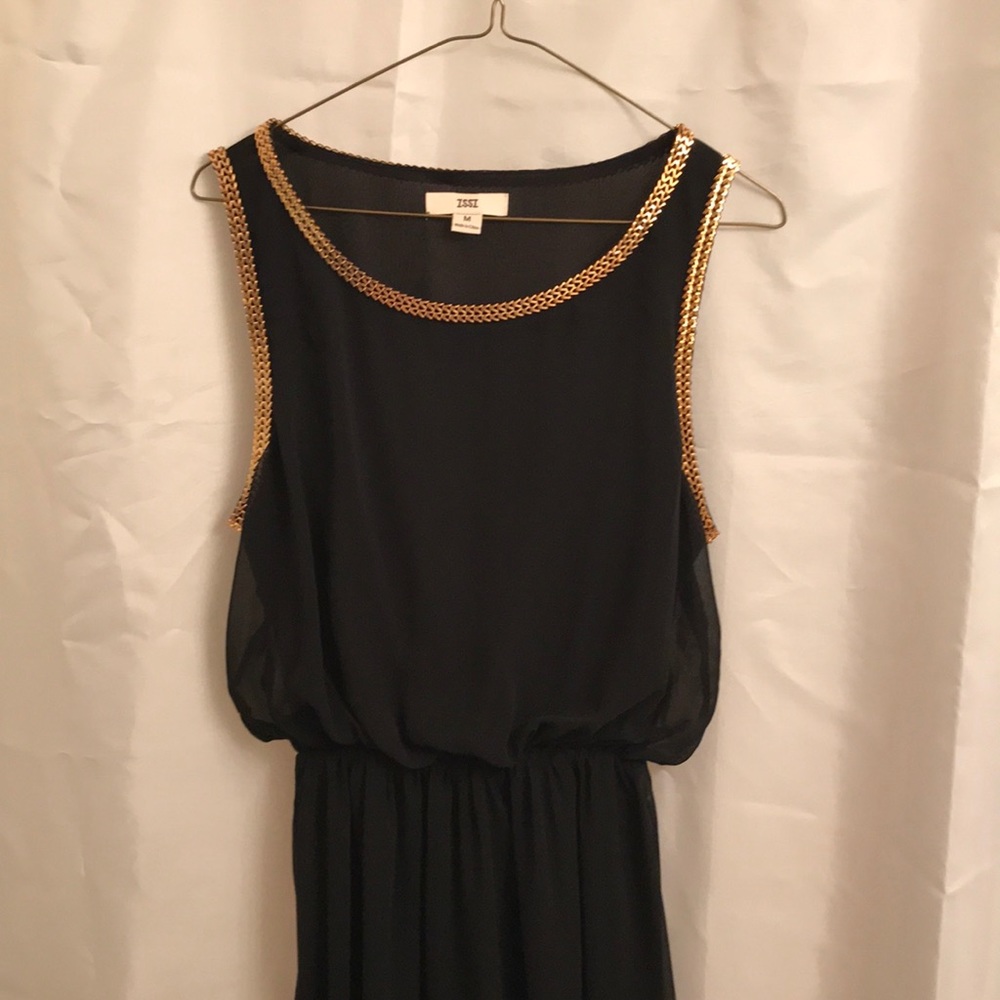 Black chiffon hi/low sleeveless dress
